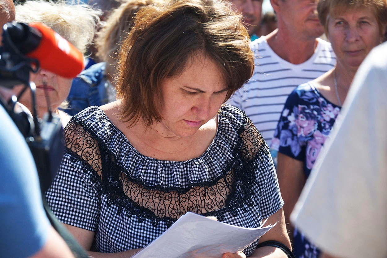 Пікетувальники підписували звернення до правоохоронних органів. 