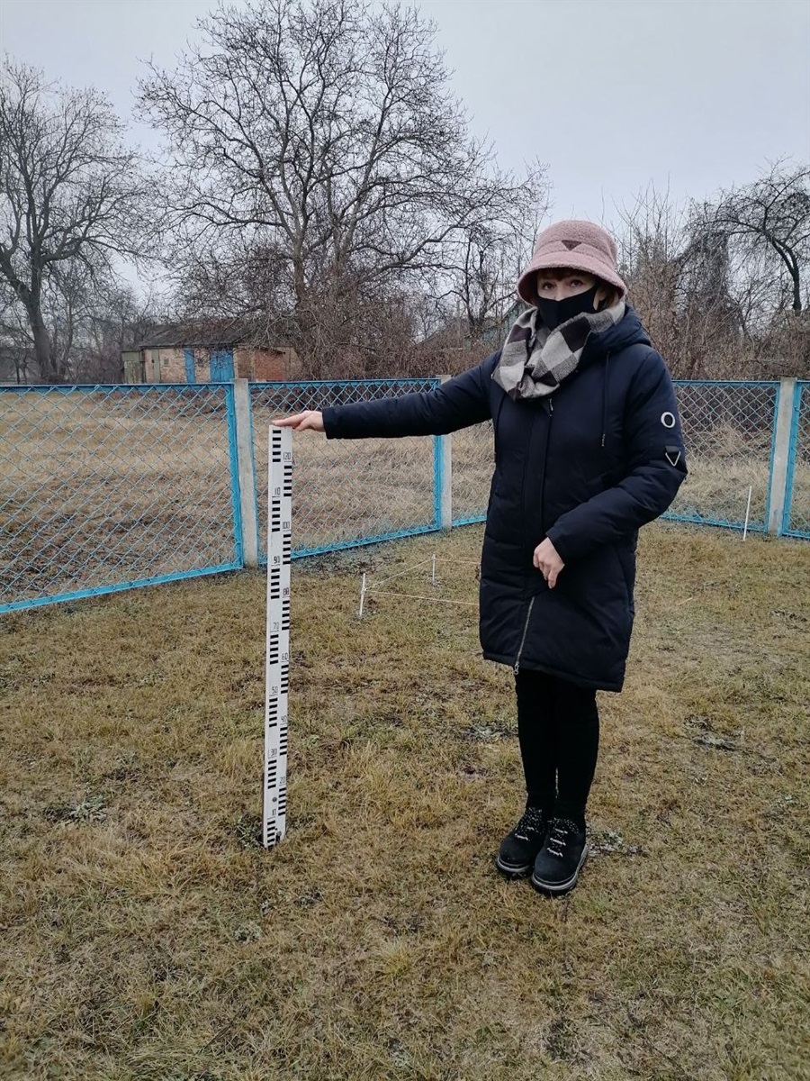 Снігомірна рейка.