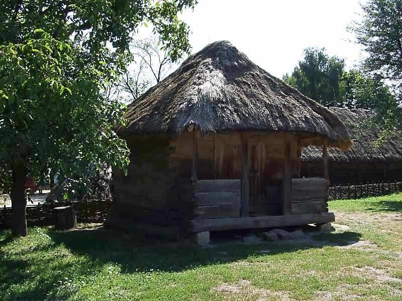 Комора із с.Моринці Звенигородського р-ну Черкаської обл., 2 пол.19 ст. (дерев.)