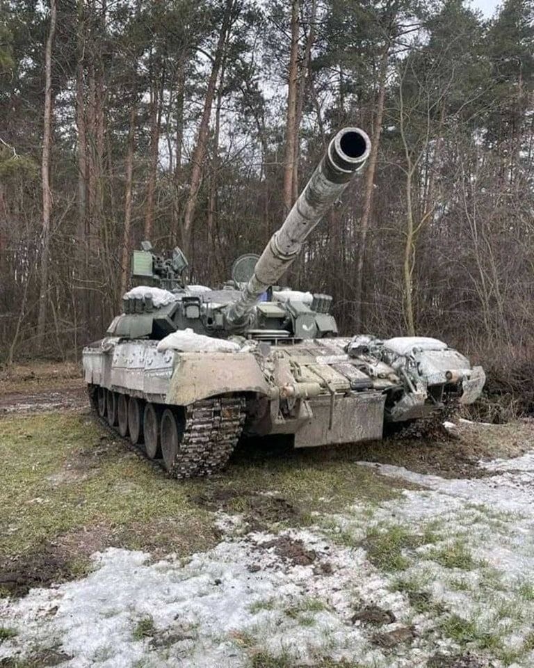 Навесні у гадяцькому лісі було так. 