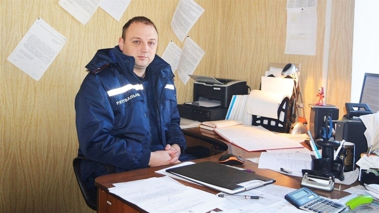 Сергій Потапенко, головний інспектор ВЗНС Миргородського РУ ГУ ДСНС України у Полтавській області, розповідає про правила поведінки на льоду та як надати першу домедичну допомогу потерпілому