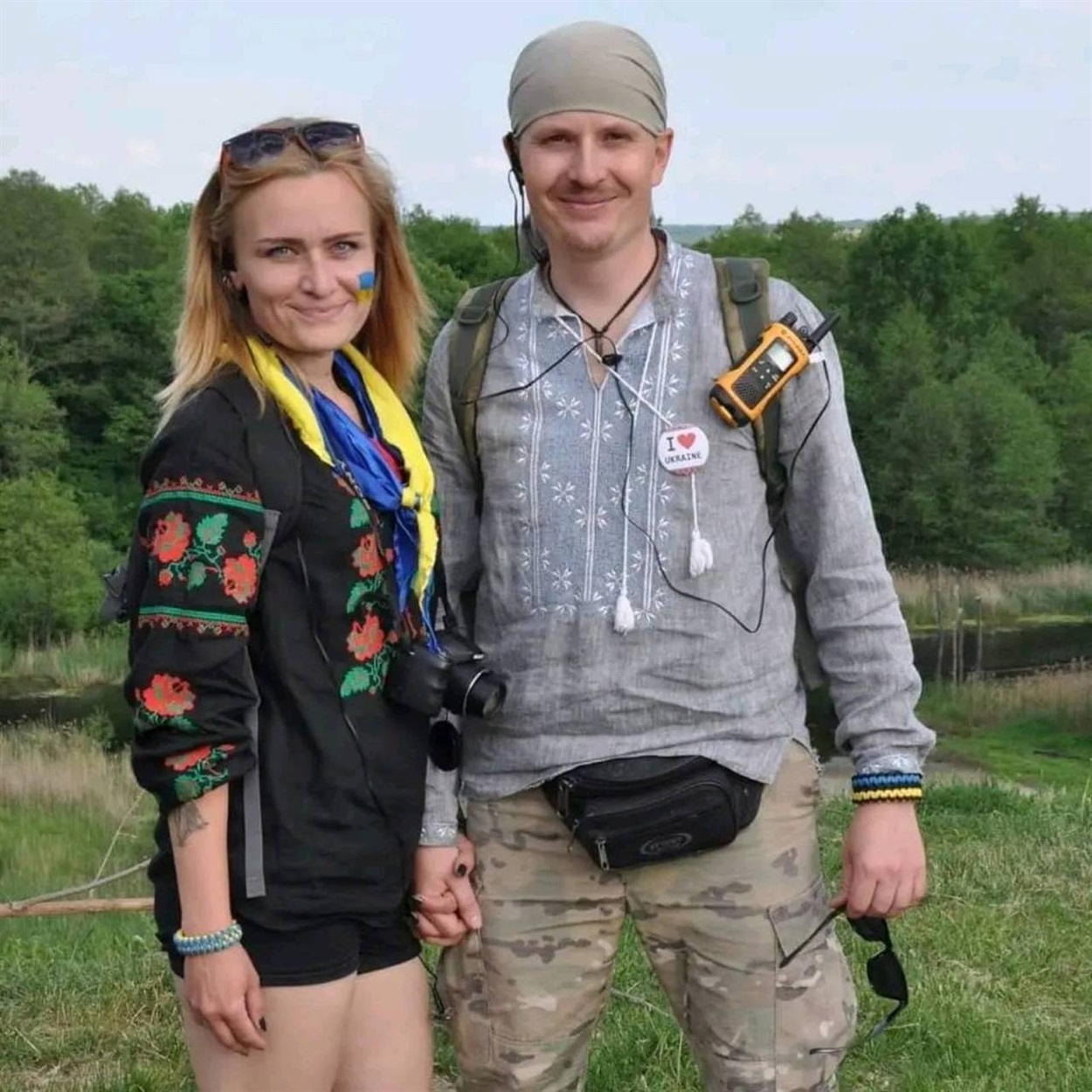 Євгенія Швед з Петрівки-Роменської займається волонтерством, допомагає захисникам на фронті, а її чоловік Володимир Швед захищає Україну на фронті