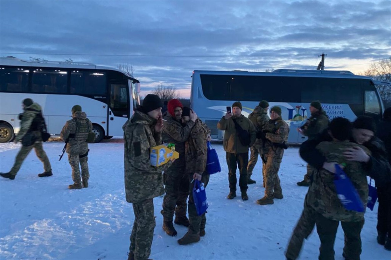 Відомо, що багато звільнених 16 лютого людей мають поранення різної тяжкості