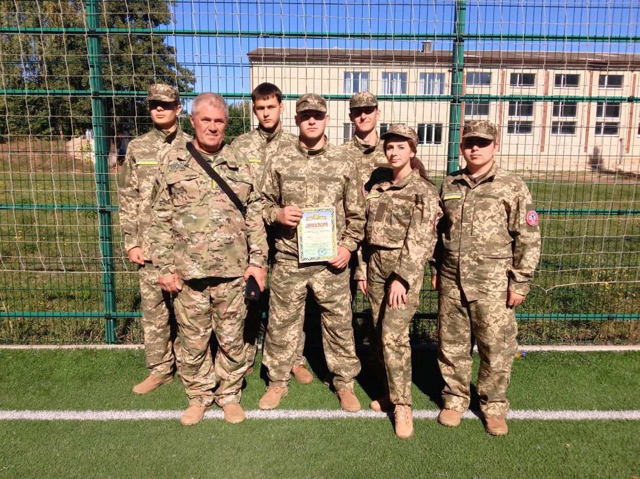 «Козачки» (Рашівський ліцей, керівник Микола Ущаповський)