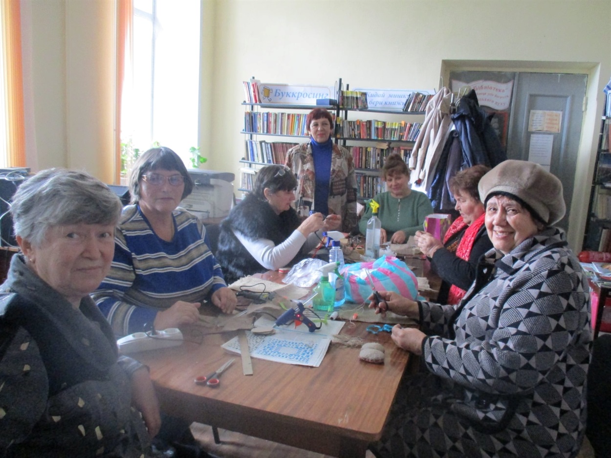 Дробишевська бібліотека була не лише книгозбірнею, а й осередком культури у селищі.