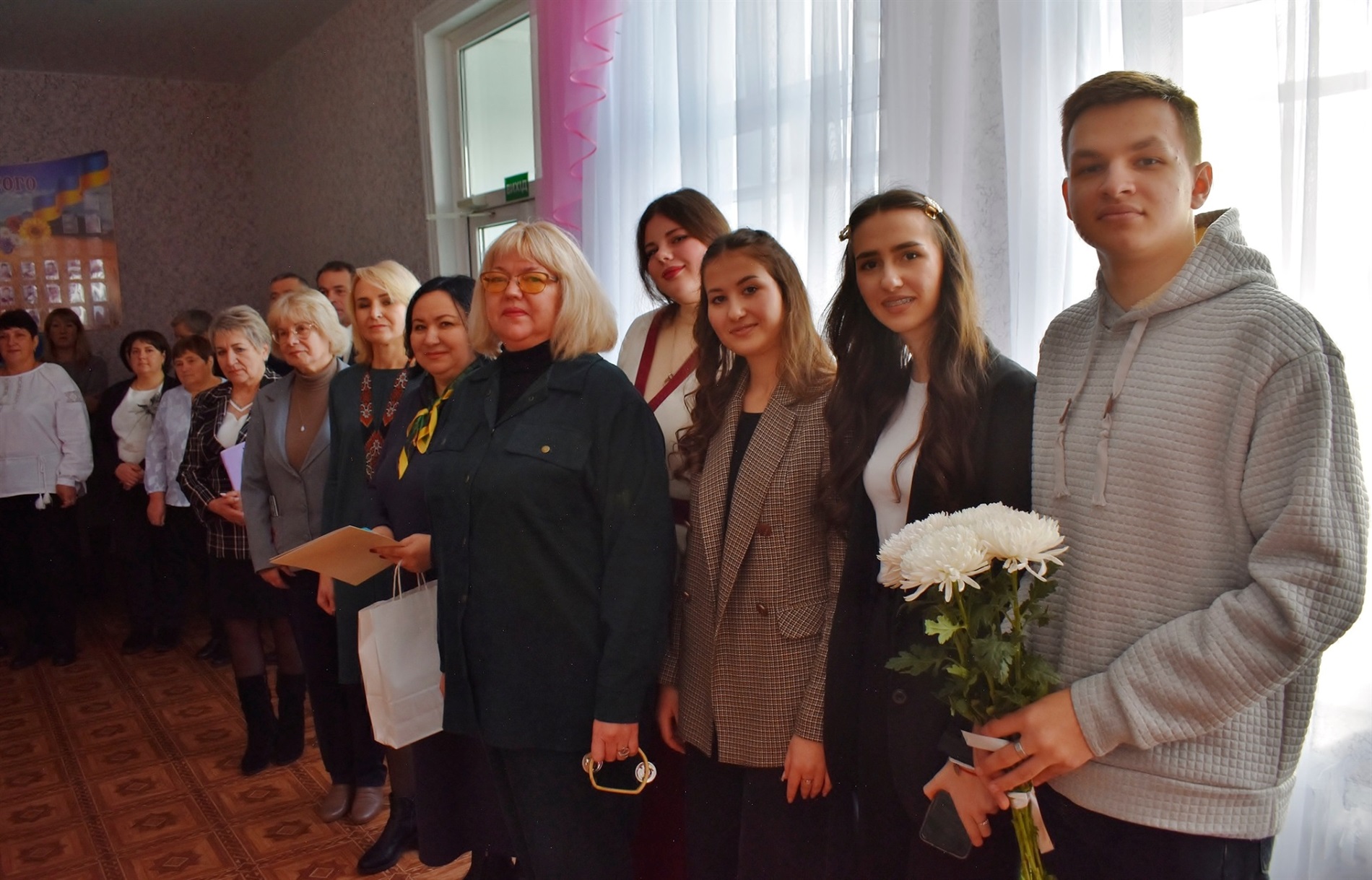 У Ручках відкрили меморіальну дошку на честь дослідника української мови Михайла Жовтобрюха