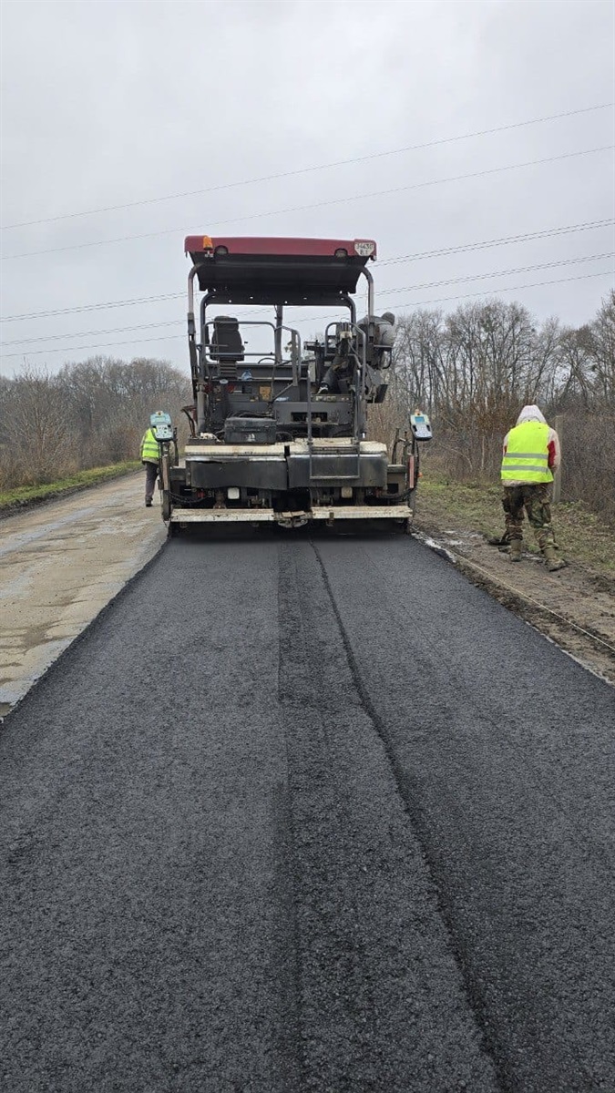 На Полтавщині продовжують ремонтувати дороги: ще майже 14 тисяч квадратів за тиждень