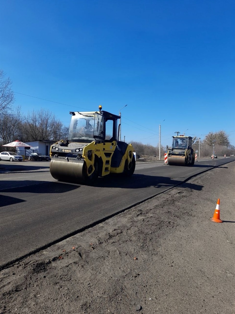 На Полтавщині від початку року відремонтували близько 22 тисяч квадратних метрів дорожнього покриття