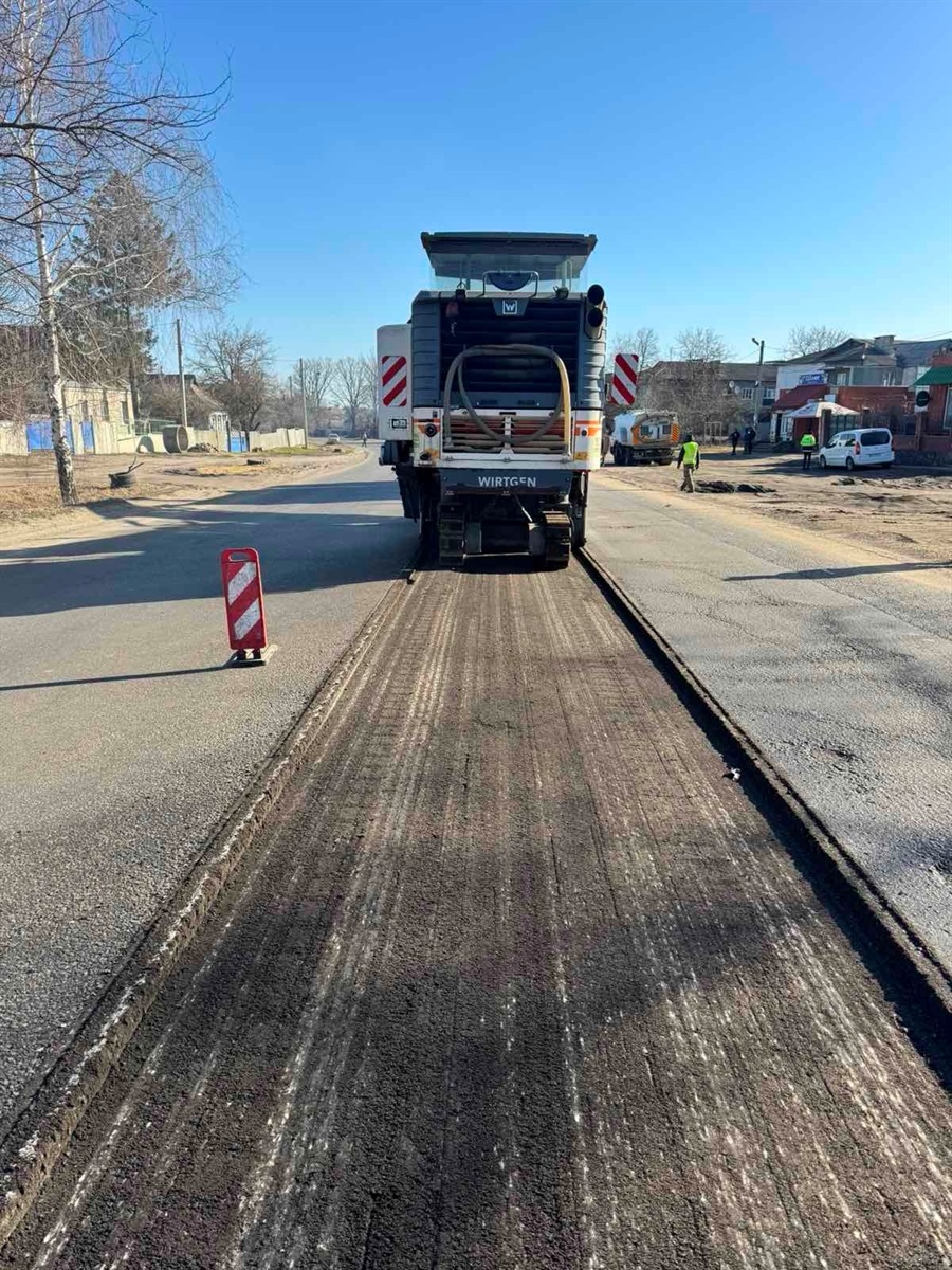 На Полтавщині від початку року відремонтували близько 22 тисяч квадратних метрів дорожнього покриття